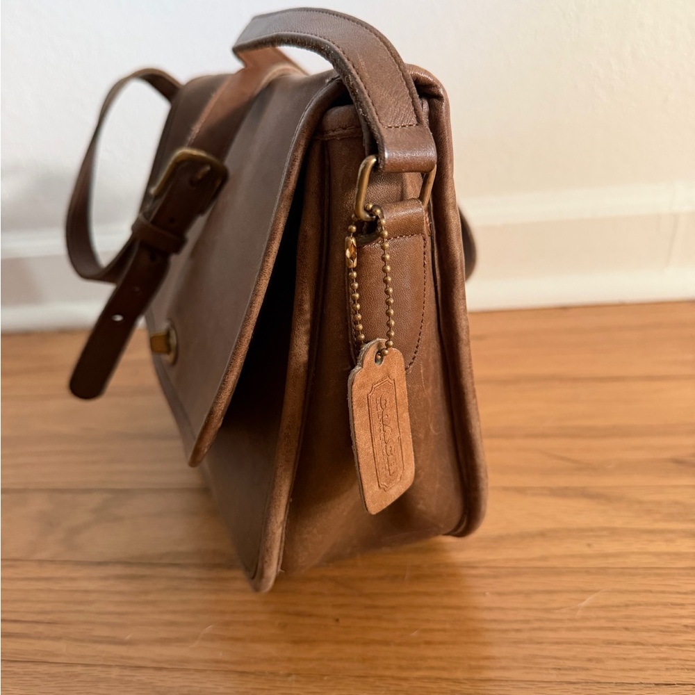 Vintage Coach City Purse in Tan/Camel Leather - Picture 7 of 10